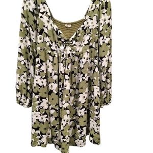 Kori Green and White Floral Tunic Top